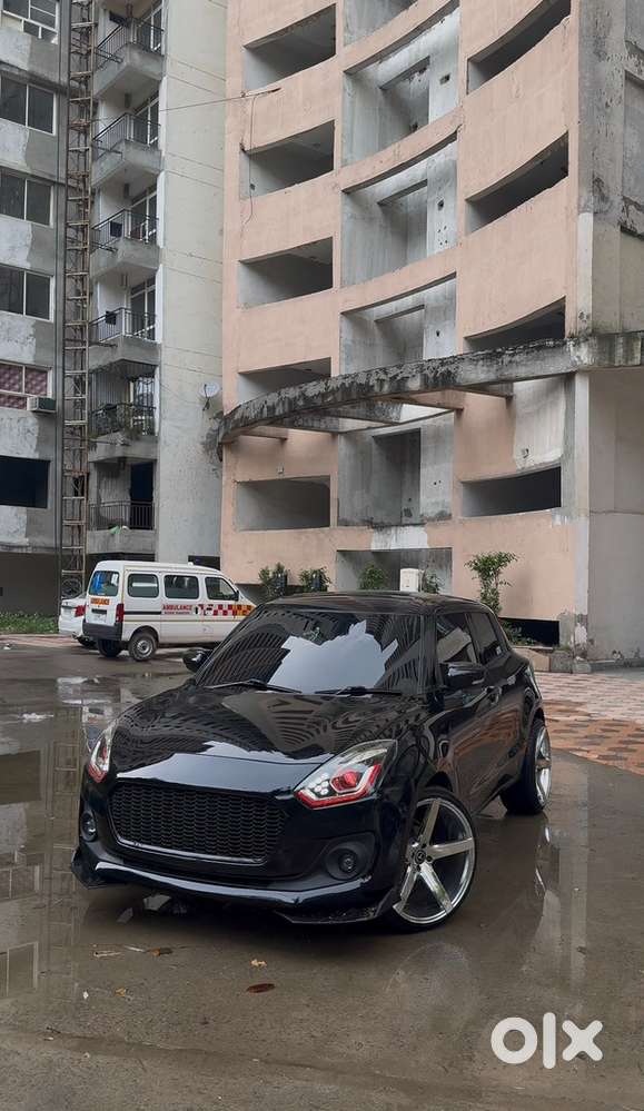Maruti Suzuki Swift 2023 Petrol 30000 Km Driven