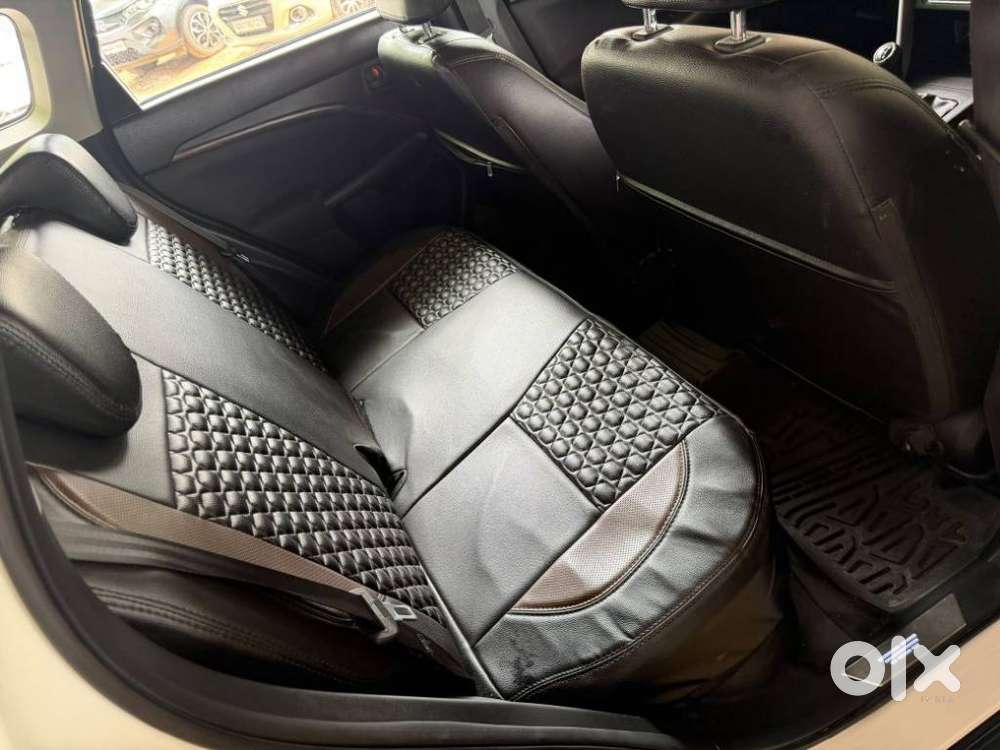 Maruti Suzuki Brezza 1.5 Vxi Smart Hybrid, 2023, Petrol