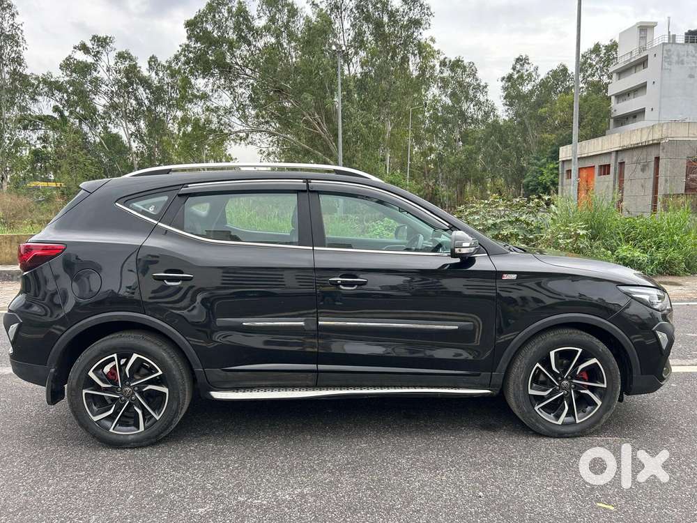 Mg Astor 1.5 Savvy Cvt S Red, 2023, Petrol