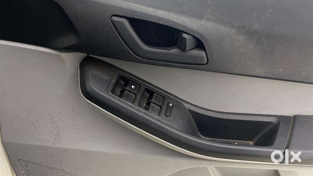 Tata Tiago 1.2 Revotron Xta, 2023, Petrol