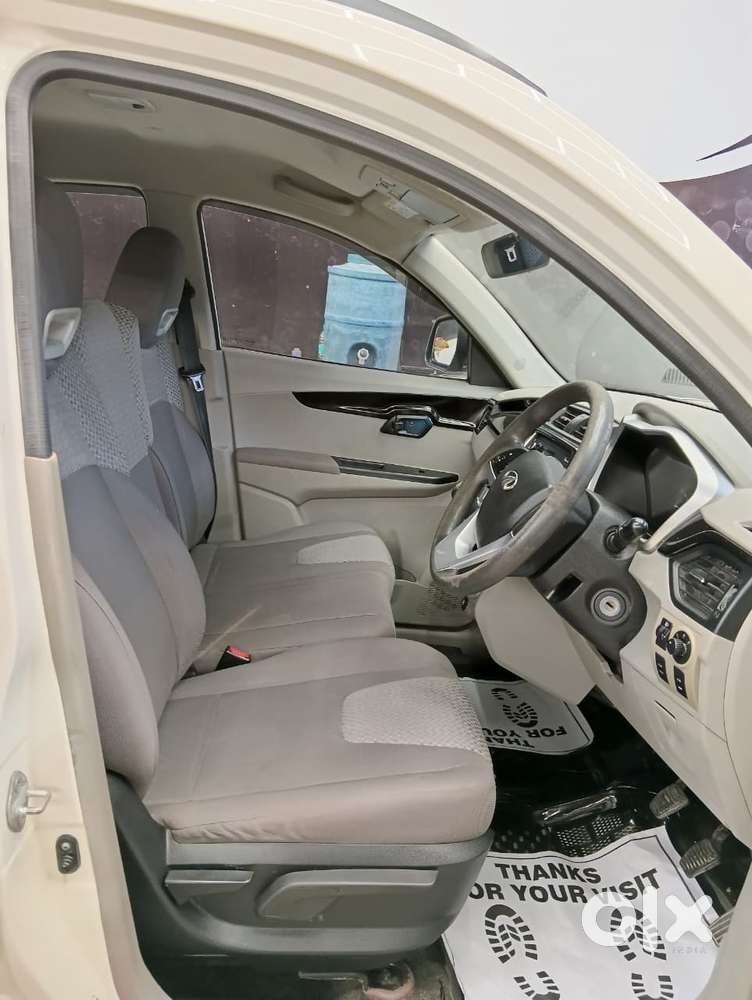 Mahindra Kuv 100 Mahindra-kuv-100-d75-k8, 2017, Diesel