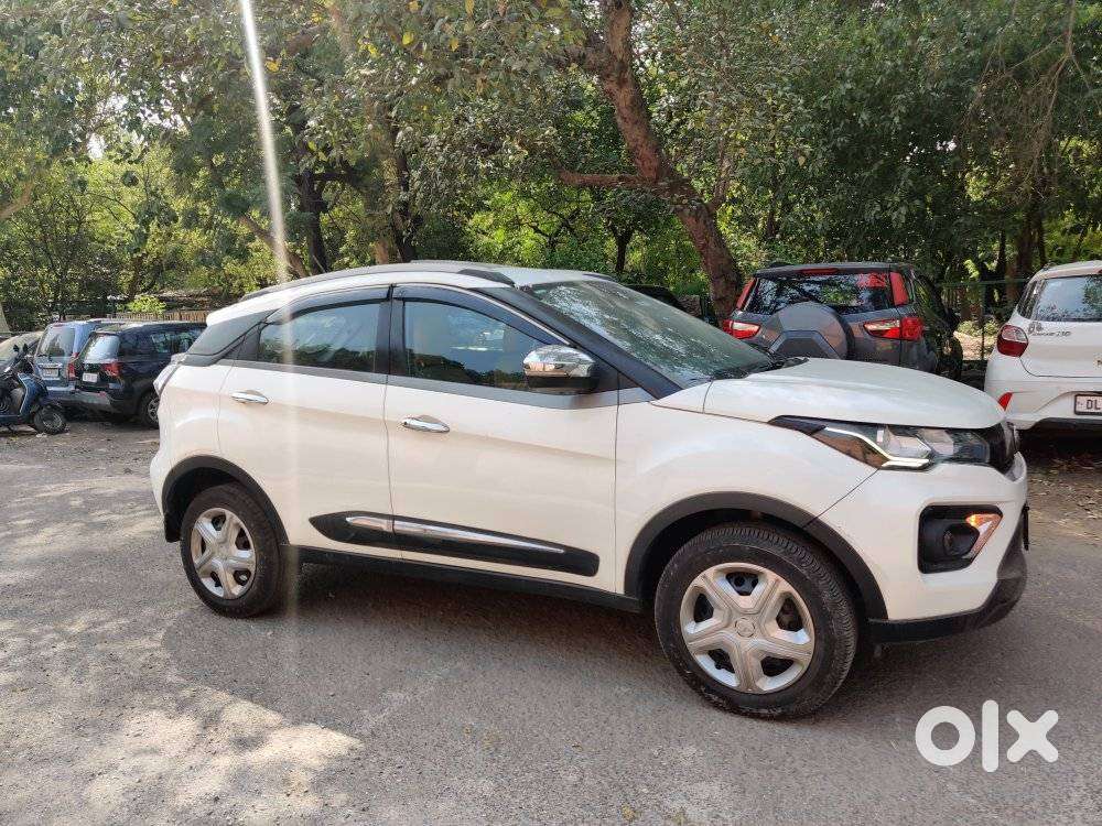 Tata Nexon 1.2 Revotron Xma Amt (s), 2021, Petrol