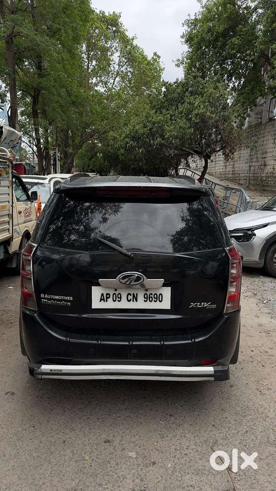 Mahindra Xuv500 Diesel 130000 Km Driven