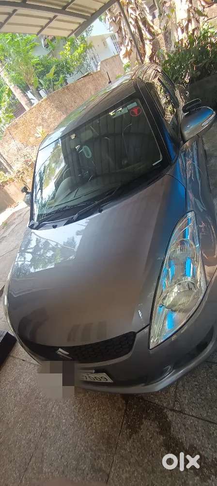 Maruti Suzuki Swift 2012 Diesel 90500 Km Driven
