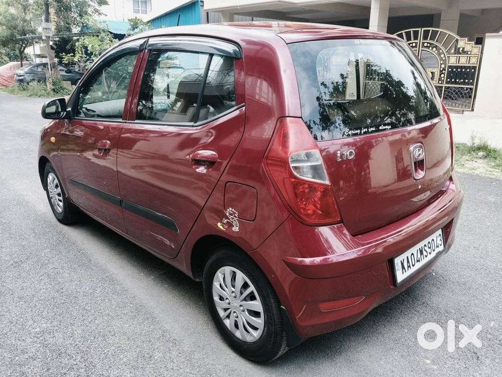 Hyundai I10 Sportz, 2017, Petrol