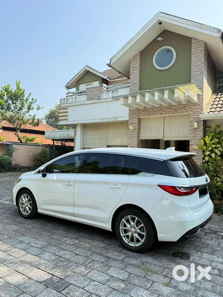 Byd E6 2022 Electric Well Maintained