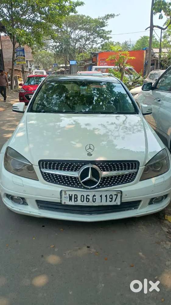 Mercedes-benz C-class 2011 Diesel 70000 Km Driven