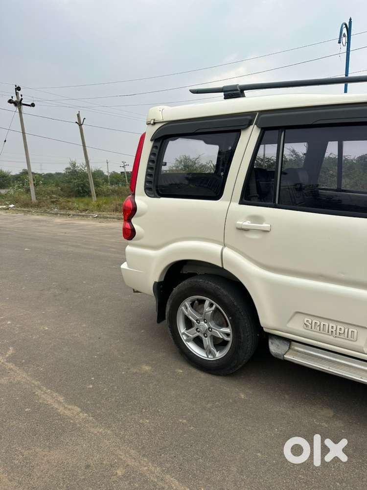 Mahindra Scorpio Diesel 2015