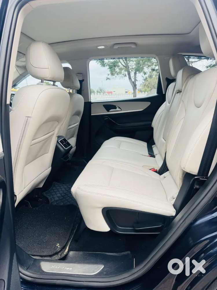 Mahindra Xuv700 Diesel At 2023