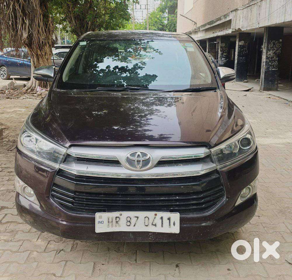 Toyota Innova Crysta 2.8z Automatic, 2017, Diesel