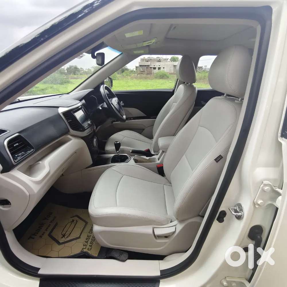 Mahindra Xuv300 W8 (o) Showroom Condition