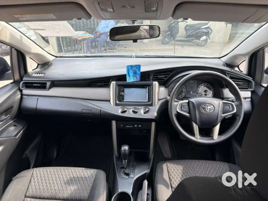 Toyota Innova Crysta 2.8 Gx At, 2017, Diesel