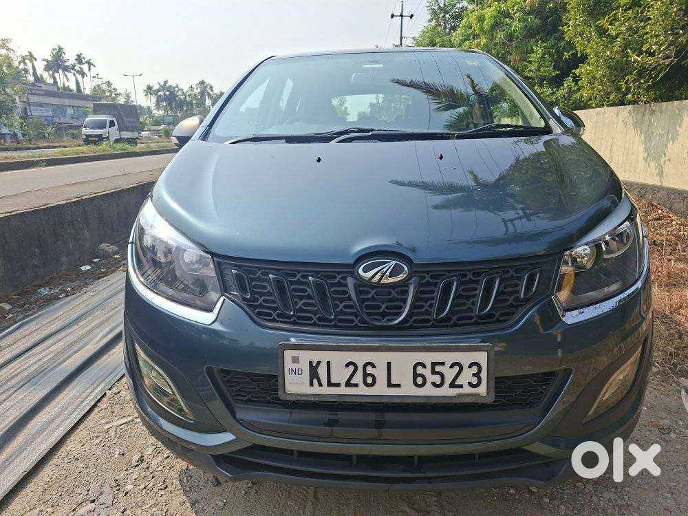 Mahindra Marazzo M2 8str, 2020, Petrol