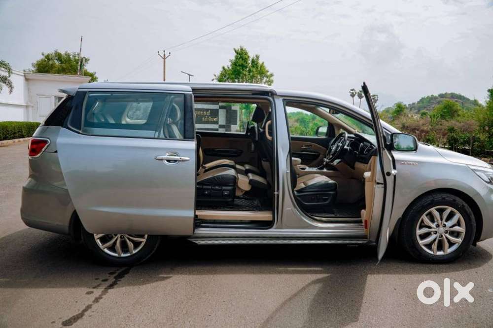 Kia Carnival Limousine, 2021, Diesel