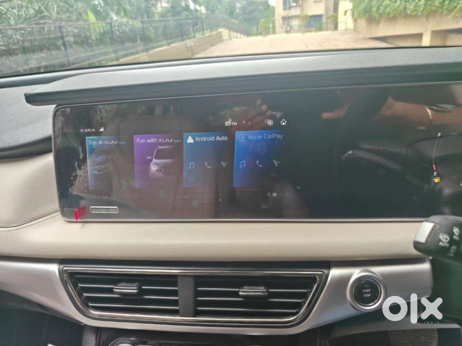 Mahindra Xuv700 2.0 Ax 7 Petrol At Str, 2024, Petrol