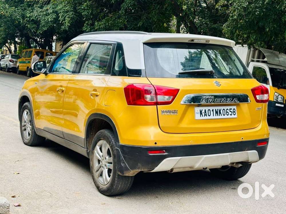 Maruti Suzuki Vitara Brezza Zdi Plus Dual Tone, 2016, Diesel