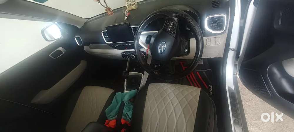 Hyundai Venue S Plus 2025 Dec