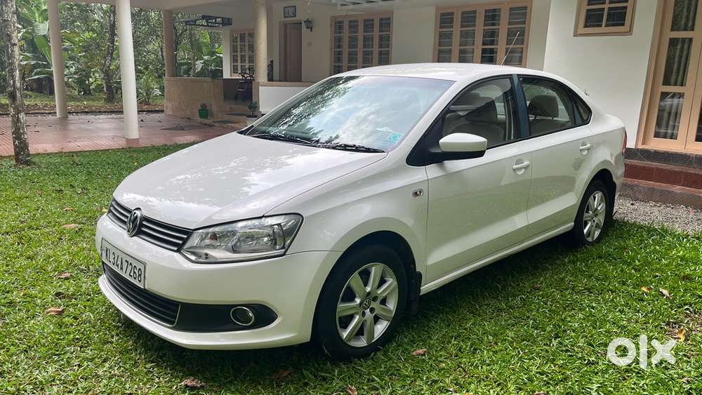 Volkswagen Vento Petrol Manual 2011