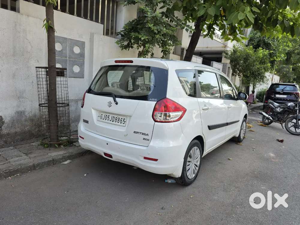 Maruti Suzuki Ertiga 2013 Cng