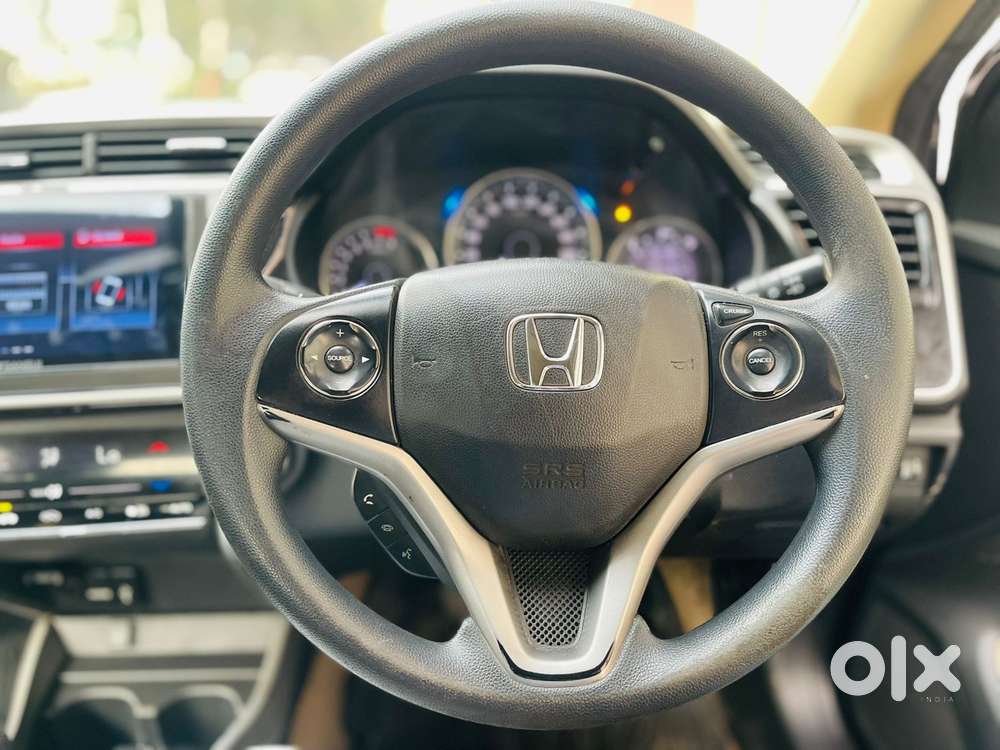 Honda City I-vtec V, 2018, Petrol