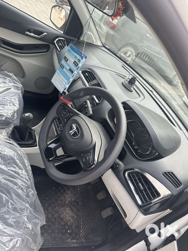Tata Tiago Xz Plus Dual Tone, 2024, Petrol