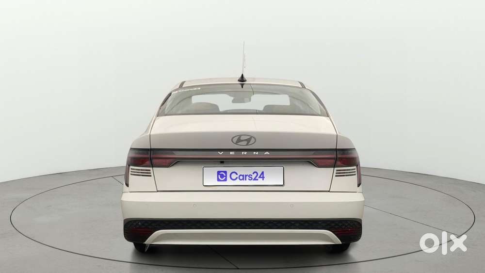 Hyundai Verna 1.5 S Petrol Mt, 2023, Petrol
