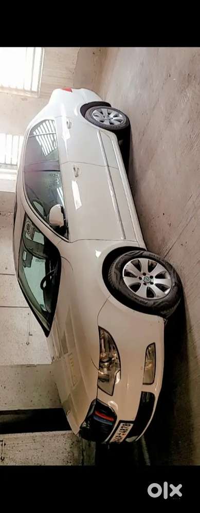 Skoda Superb 2012 Petrol Well Maintained