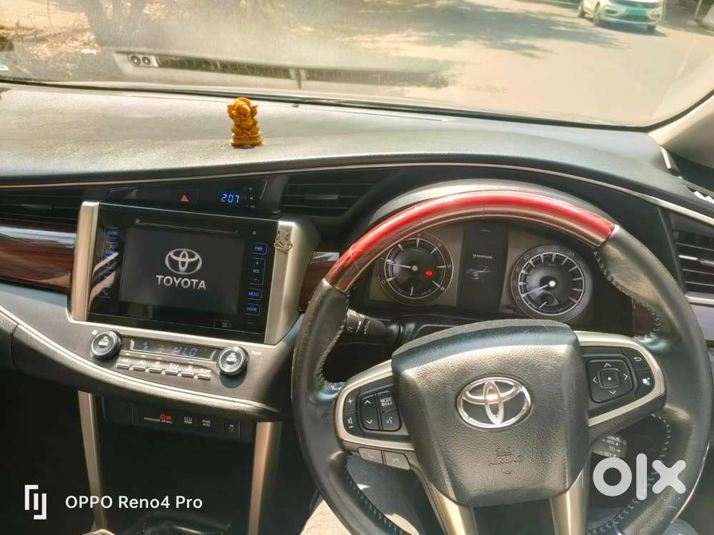 Toyota Innova Crysta 2.4 Zx Mt, 2017, Diesel