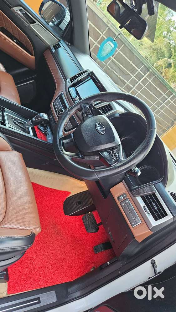 Mahindra Alturas G4 4x4 At, 2020, Diesel