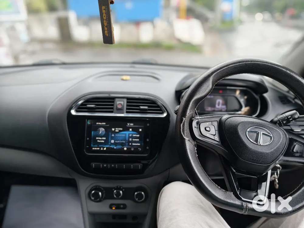 Well Maintained Tata Tiago Full Option.