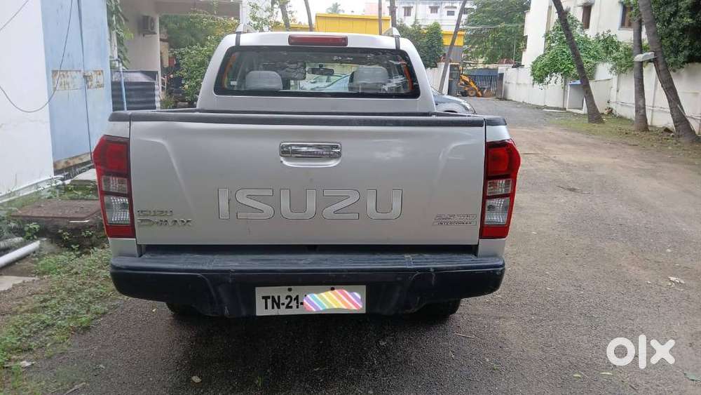 Isuzu D-max V-cross Z 4x4 Mt, 2016, Diesel