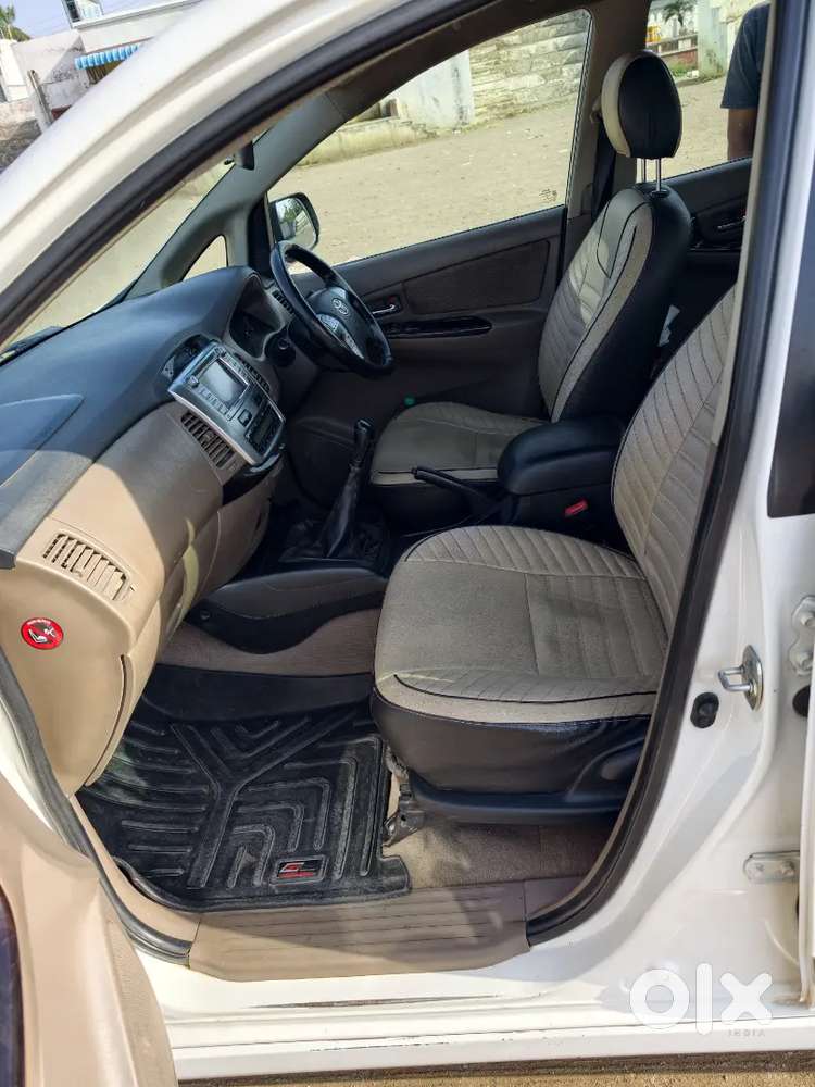 Toyota Innova 2015 Diesel 2nd Owner