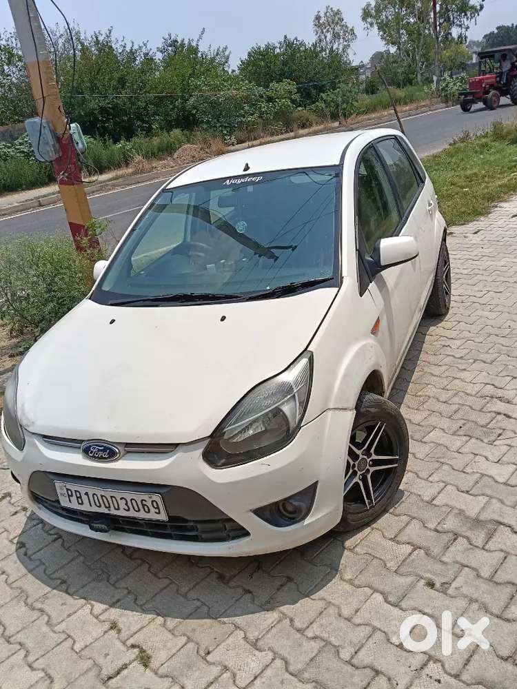 Ford Figo 2011 Diesel 147000 Km Driven