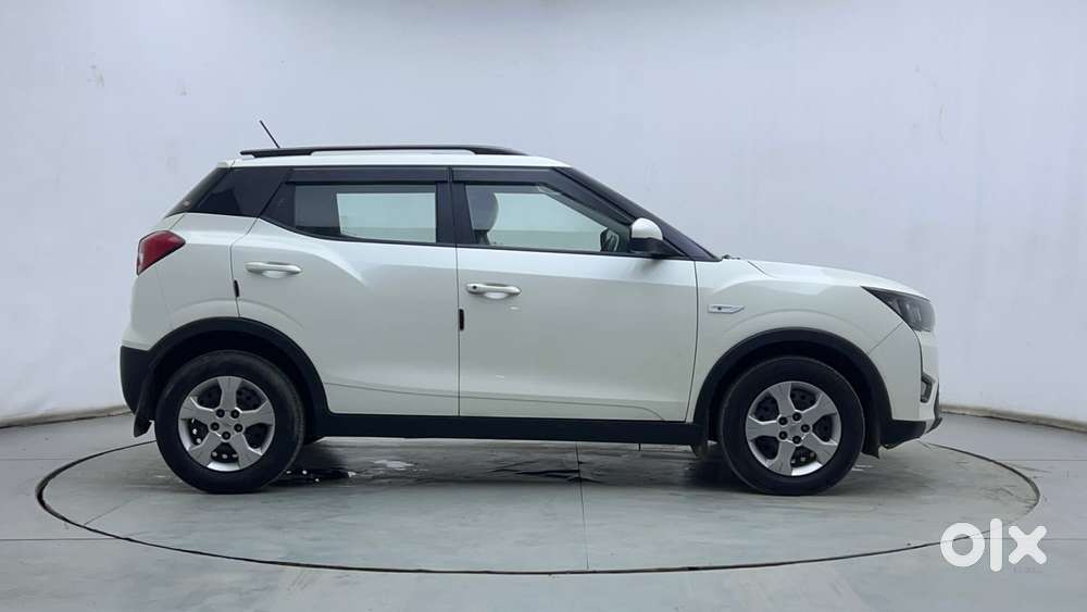 Mahindra Xuv300 1.2 W6 Amt Petrol, 2021, Petrol
