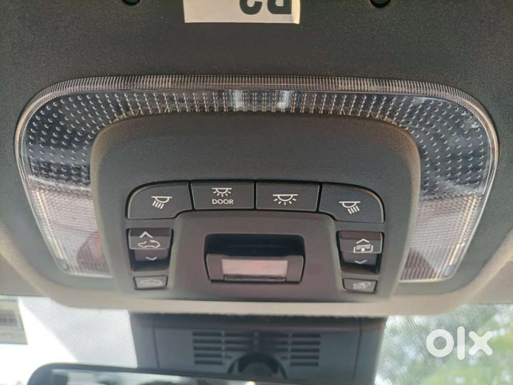 Toyota Innova Hycross 2.0 Zx (o) Hybrid 7 Str, 2024, Petrol