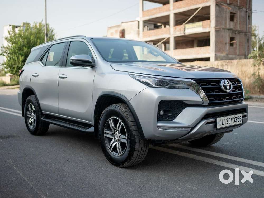 Toyota Fortuner 4x2 At 2.7 Petrol, 2022, Petrol