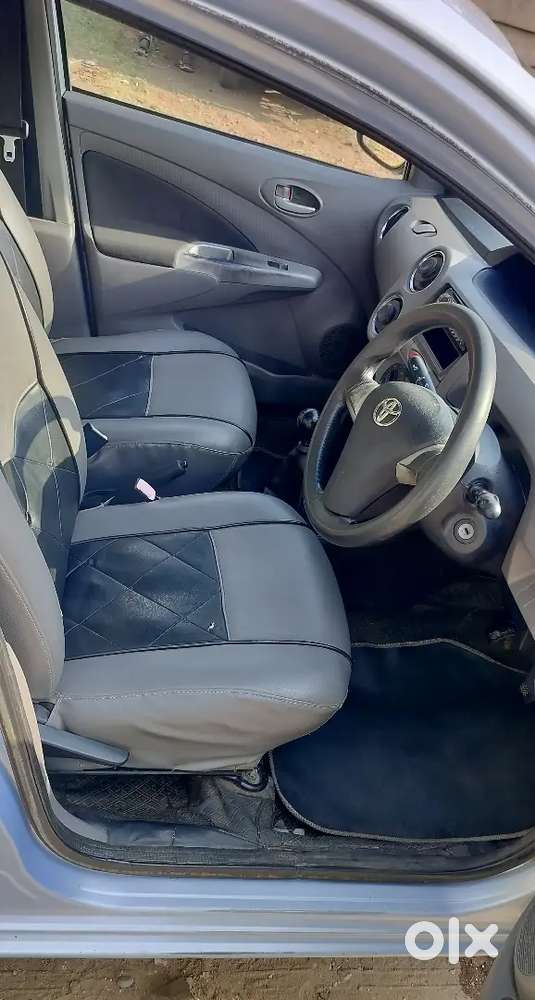 Toyota Etios V