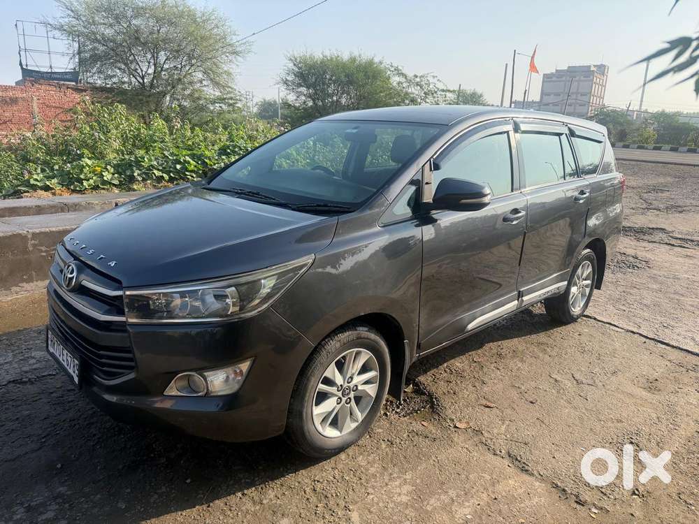 Toyota Innova Crysta 2.8 Gx At, 2017, Diesel