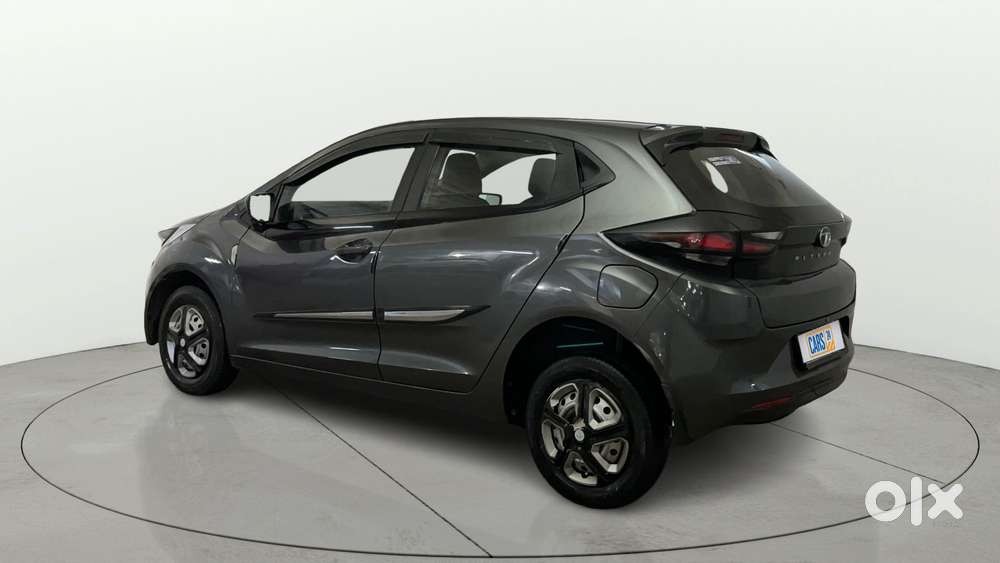Tata Altroz Xe Petrol, 2022, Petrol