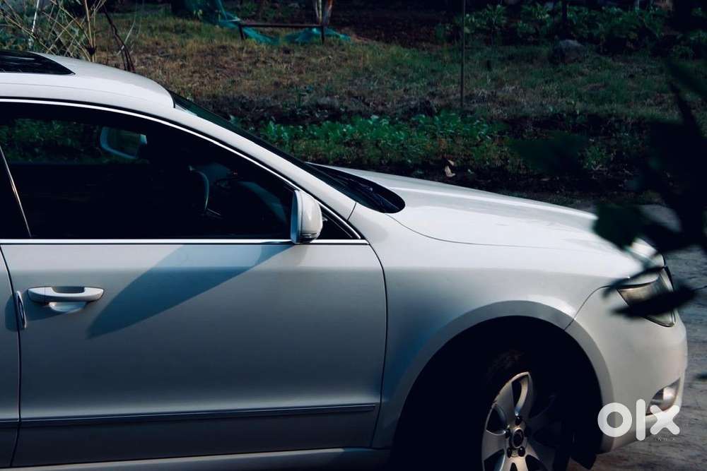 Skoda Superb 2013 Petrol Well Maintained Also Perfct Condition