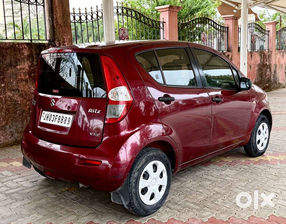 Maruti Suzuki Ritz Vxi, 2011, Petrol