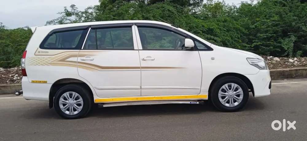 Toyota Innova T Board Diesel Engine