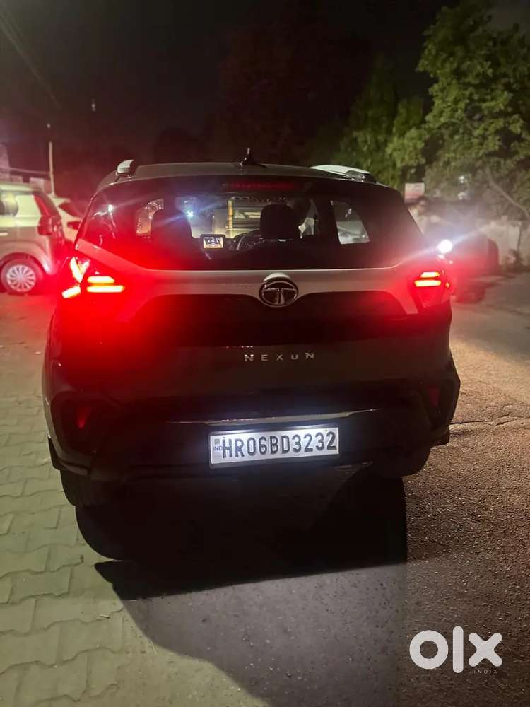 Tata Nexon 1.2 Revotron 2023 Sunroof Edition