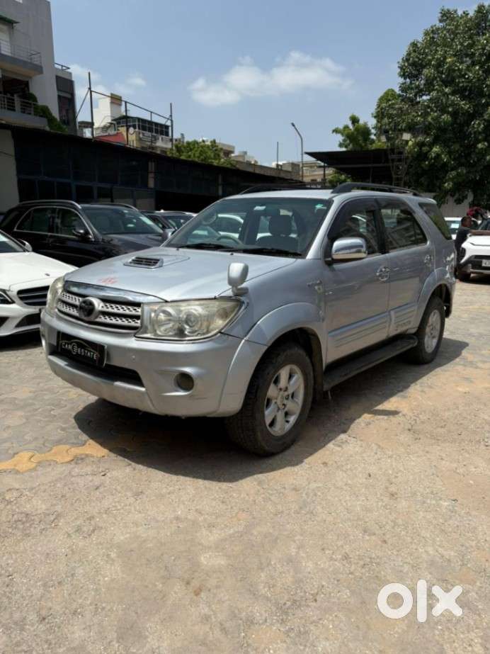 Toyota Fortuner 3.0 4x4 Manual, 2010, Diesel