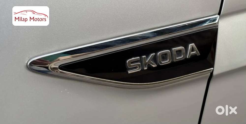 Skoda Slavia Style 1.0l Tsi At, 2022, Petrol