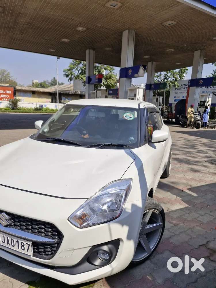 Maruti Suzuki Swift 2023 Petrol 48000 Km Driven