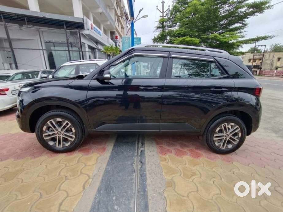 Hyundai Venue Sx Mt, 2022, Petrol