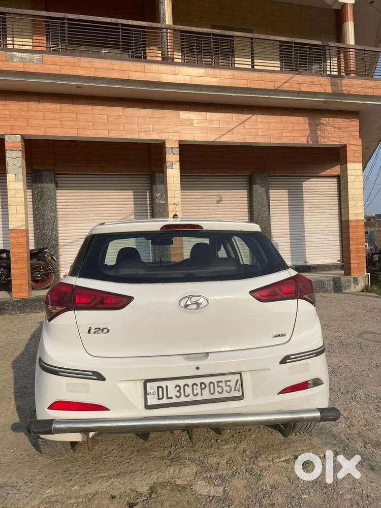 Hyundai I20 2018 Diesel 130000 Km Driven
