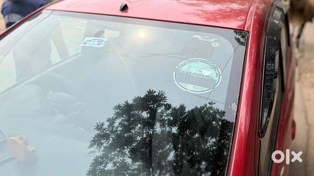 2019 Datsun Redigo 32000 Km Front Glass Is Crack
