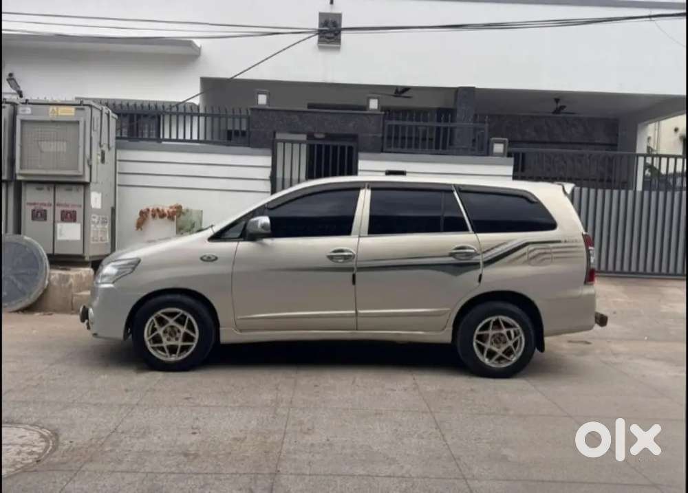 Toyota Innova 2.5 G 2017